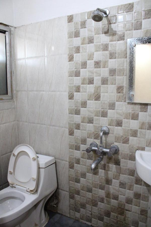 Hotel Square Park Dibrugarh Exterior photo