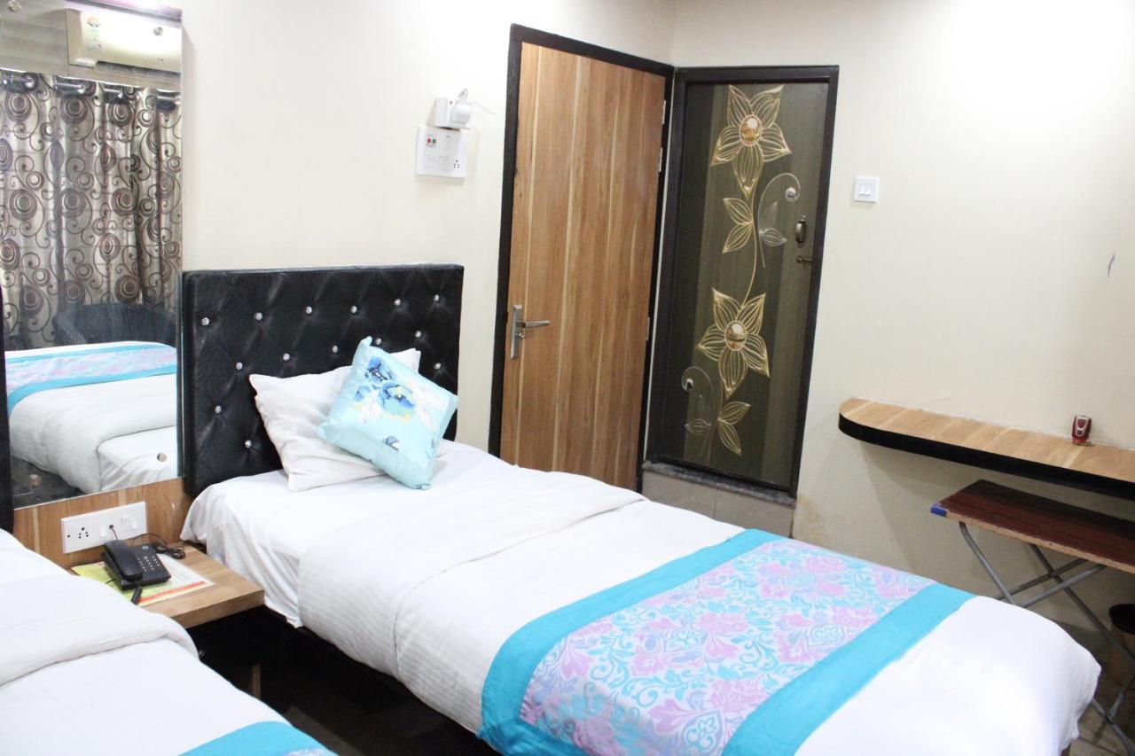 Hotel Square Park Dibrugarh Exterior photo