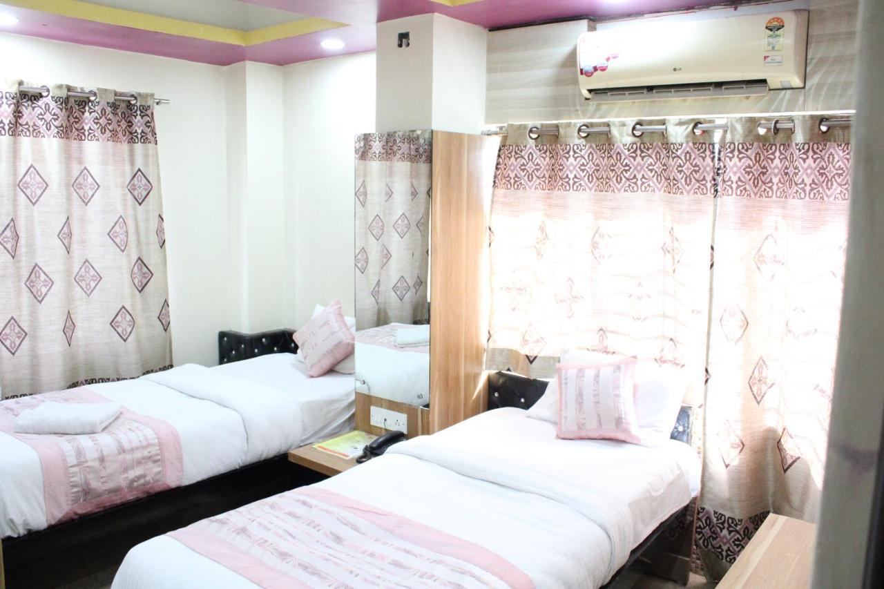 Hotel Square Park Dibrugarh Exterior photo