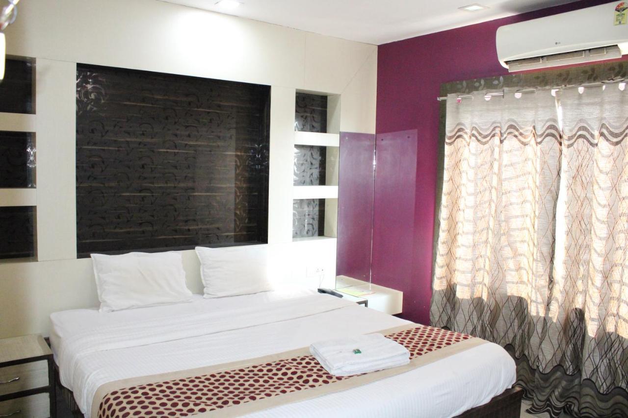 Hotel Square Park Dibrugarh Exterior photo